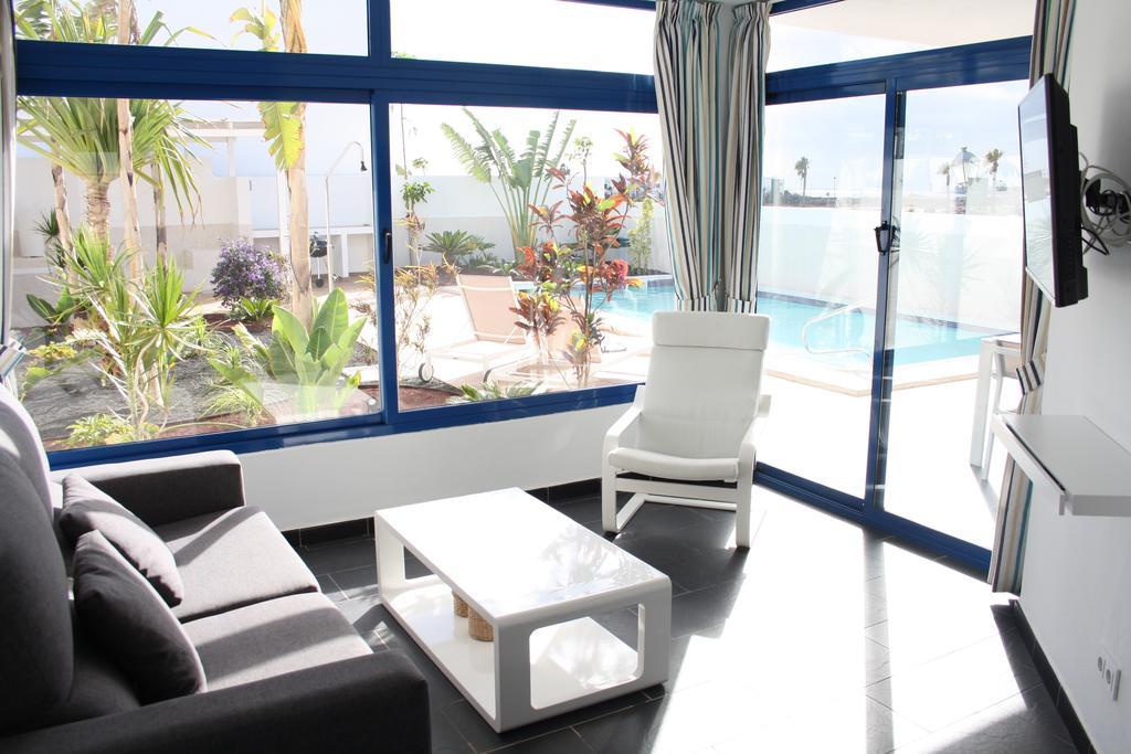 Villas De La Marina Плая Бланка Екстериор снимка